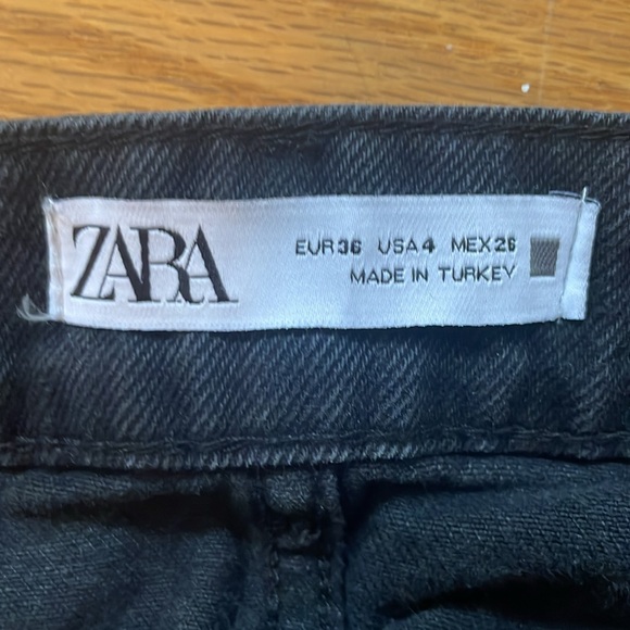 Zara hi-rise ripped black denim shorts - Picture 5 of 5